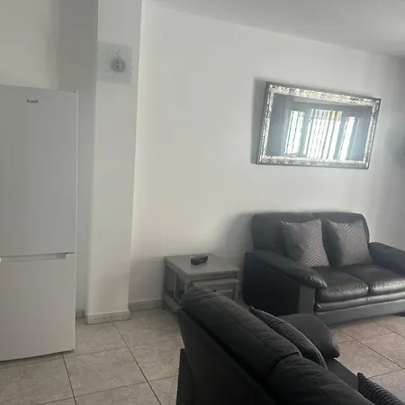 One Bedroom 2 Persons 4 Nights Min *