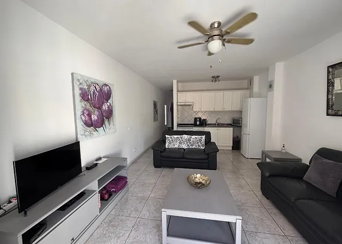 Апартаменты One Bedroom 2 Persons Адехе